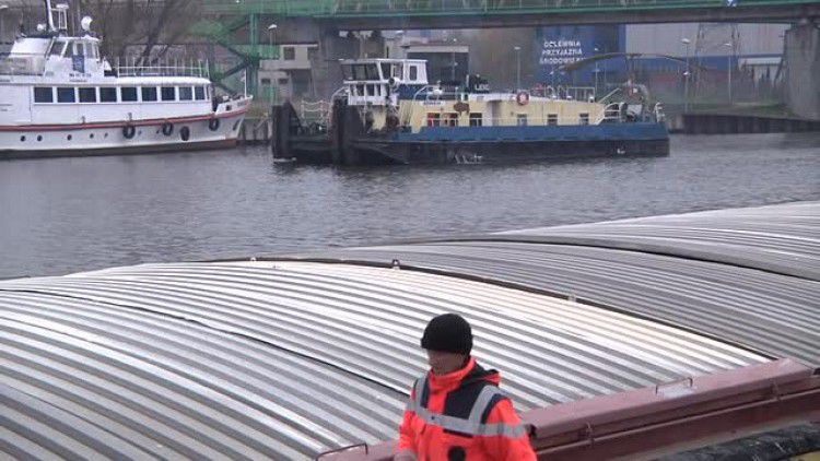 port_poczeka_na_inwestycje.mp4
