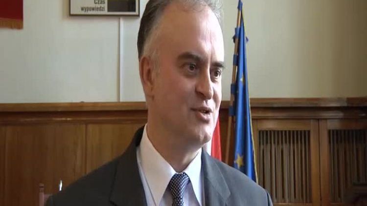 radny_doszedl_do_sciany.mp4