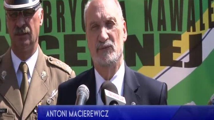 macierewicz_na_przysiedze.mp4