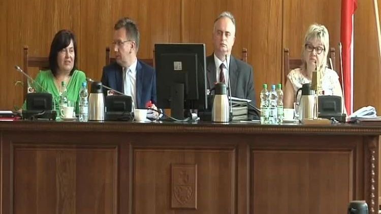 flesz_polaczenie_szpitali.mp4