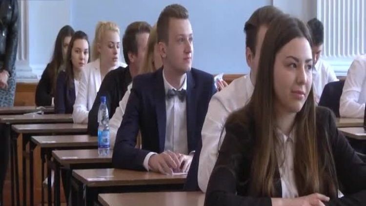 maturzysci_poznali_wyniki.mp4