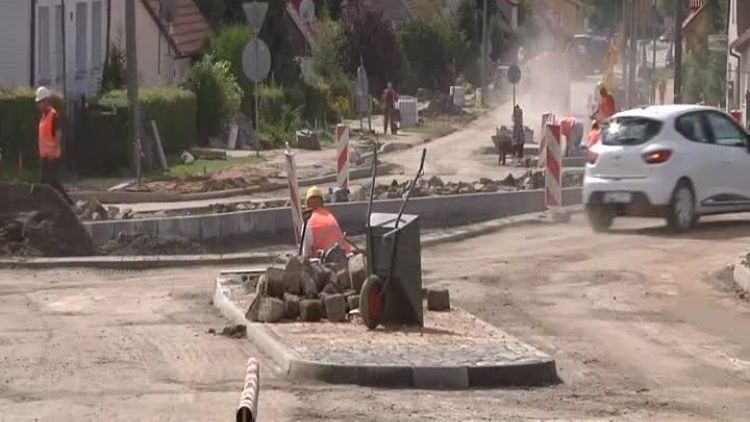 flesz_autobusy_wracaja_na_swoje_tory.mp4