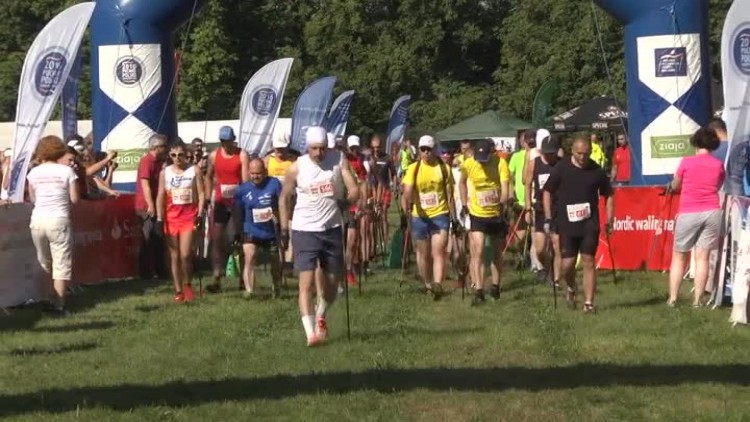 w_bazantarni_krolowal_nordic_walking.mp4