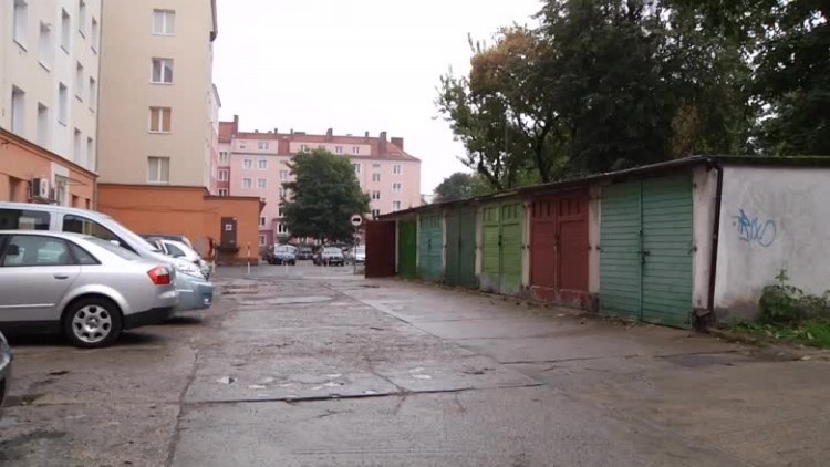 ulica_grozi_zawaleniem.mp4