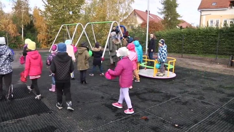 dzieci_czekaly_na_to_rok.mp4