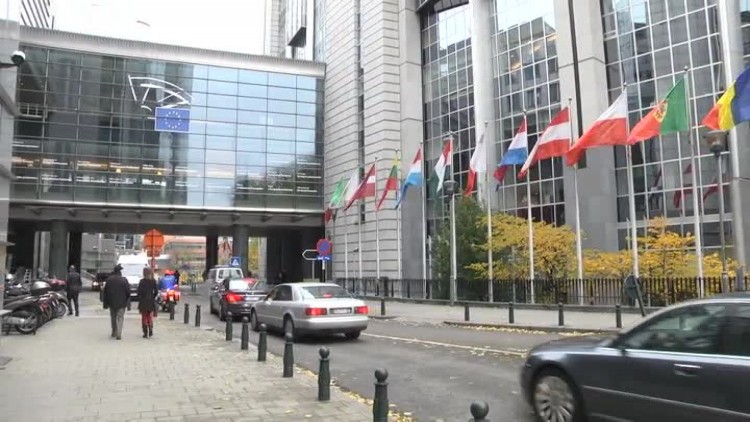 truso_podbilo_bruksele.mp4