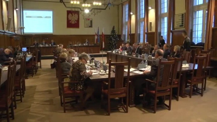 budzet_nastawiony_na_zmniejszenie_zadluzenia.mp4