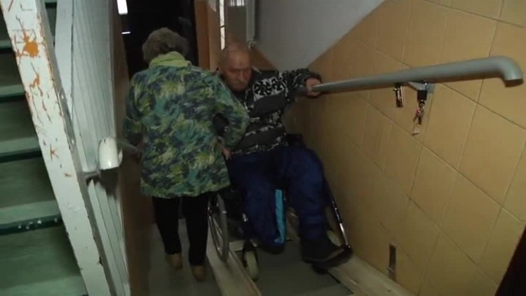 urzednicze_schody_wracamy_do_tematu.mp4