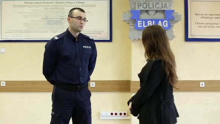 akcja_elblaskiej_policji_pomogla_malej_hiszpance.mp4