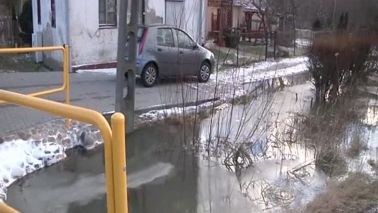 alarm_na_rzece_2_dzien.mp4