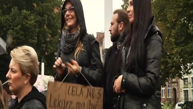 miedzynarodowy_strajk_kobiet.mp4