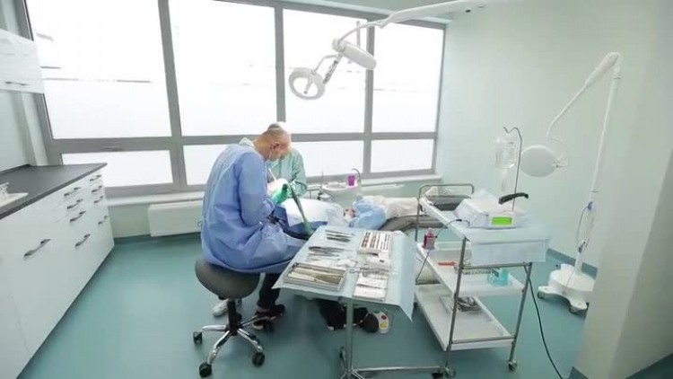 life_clinica_wojciech_ryncarz_3.mp4