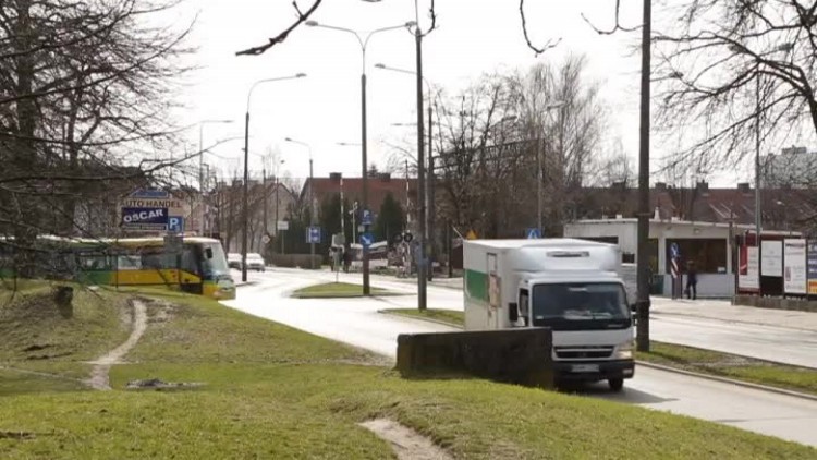 flesz_w_srode_rozpoczna_sie_prace_na_lotniczej.mp4