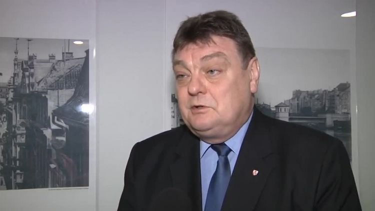 basen_w_remoncie.mp4