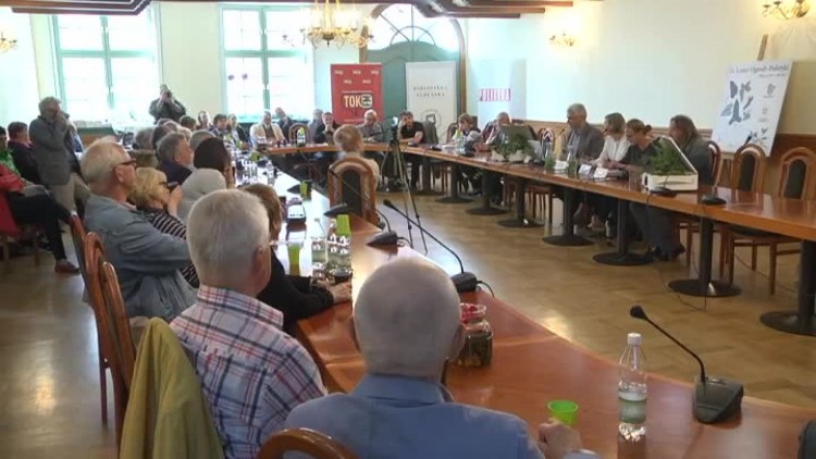 jest_beznadziejnie_nie_czytamy.mp4