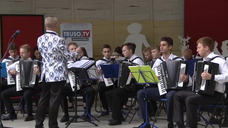 letni_salon_muzyczny.mp4