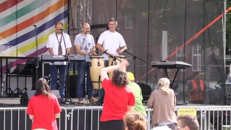 muzyka_im_w_duszy_gra.mp4