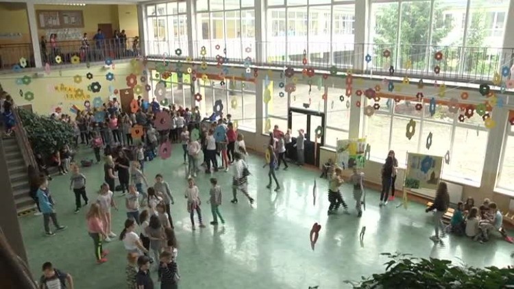 szklana_pulapka_w_szkole.mp4