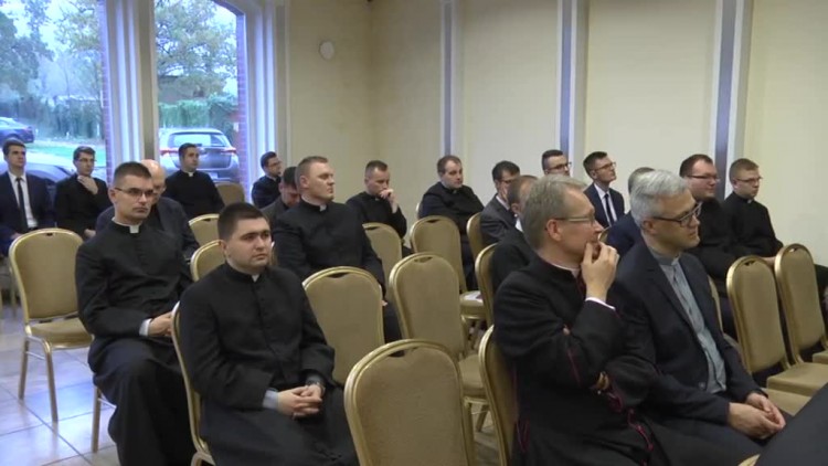 kaplanow_coraz_mniej.mp4