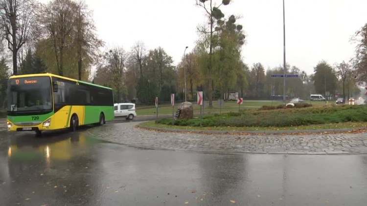 komunikacja_na_wszystkich_swietych.mp4