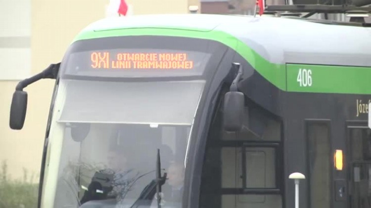 tramwaje_jezdza_po_nowej_trasie.mp4