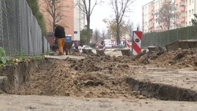 ruszyl_remont_starowiejskiej.mp4