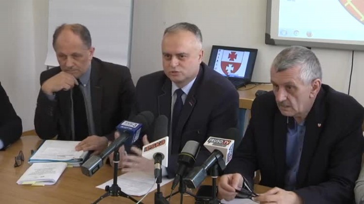elblazanin_plus_pomyslem_radnych_pis.mp4