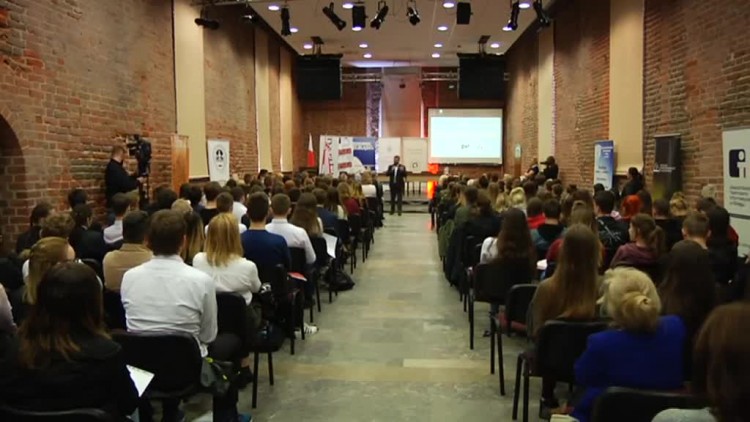 drogi_do_niepodleglosci_w_bibliotece_elblaskiej.mp4