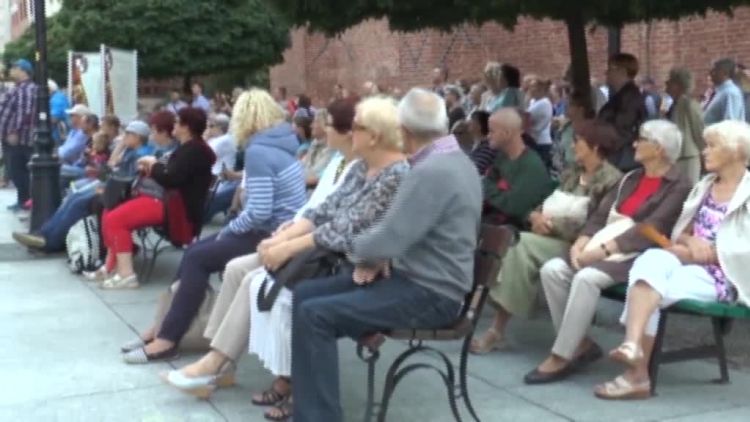 27082018_wyd587.mp4
