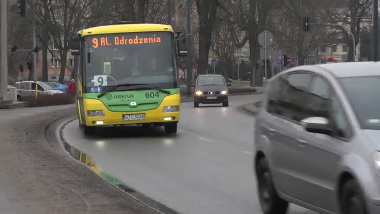 zkm_policzy_pasazerow.mp4