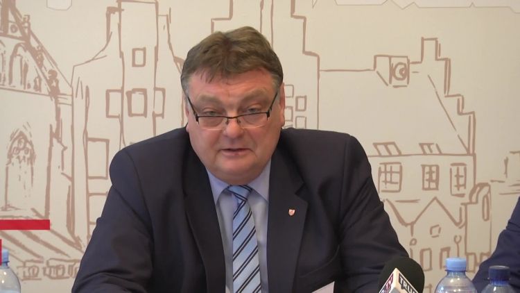 wroblewski_kontra_wilk.mp4