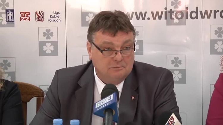 wroblewski_stawia_na_kobiety.mp4