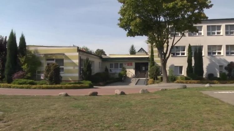 budzet_obywatelski_zdominowany_przez_szkoly.mp4