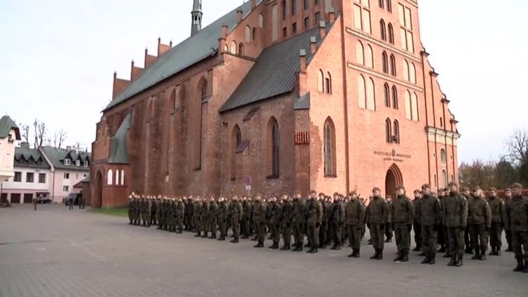pierwsza_przysiega_terytorialsow.mp4