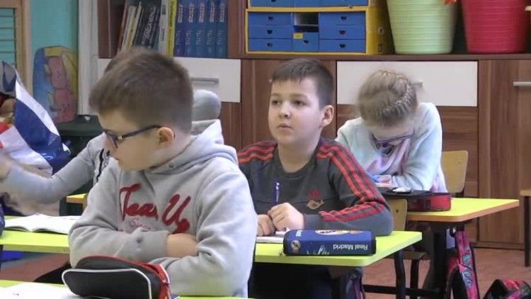 dyrektorzy_nie_beda_prowadzic_zajec.mp4