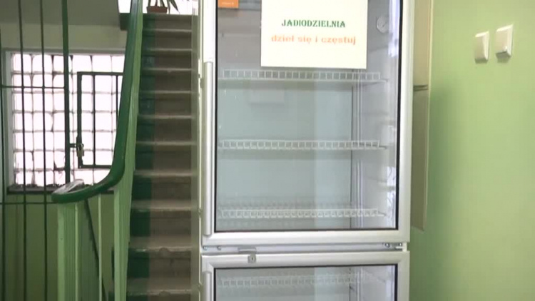 jadlodzielnia_dziala_ynlhns0fq9co0o_.mp4