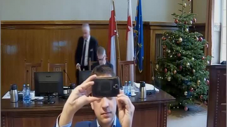 rada_mowi_6.mp4