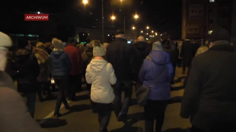 procesja_drogi_krzyzowej.mp4