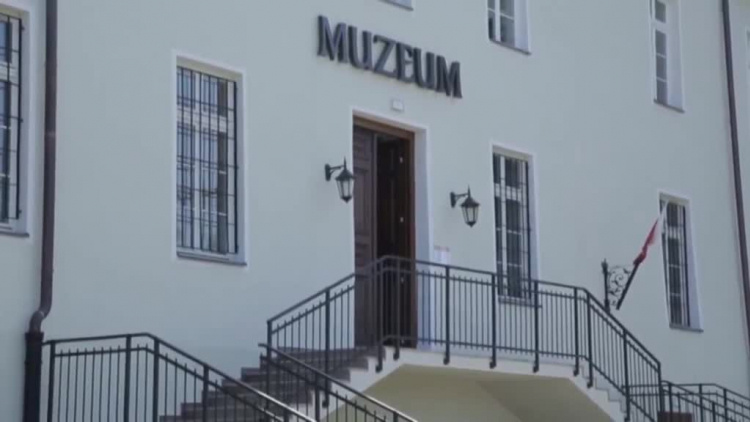 21062019_wyd830.mp4