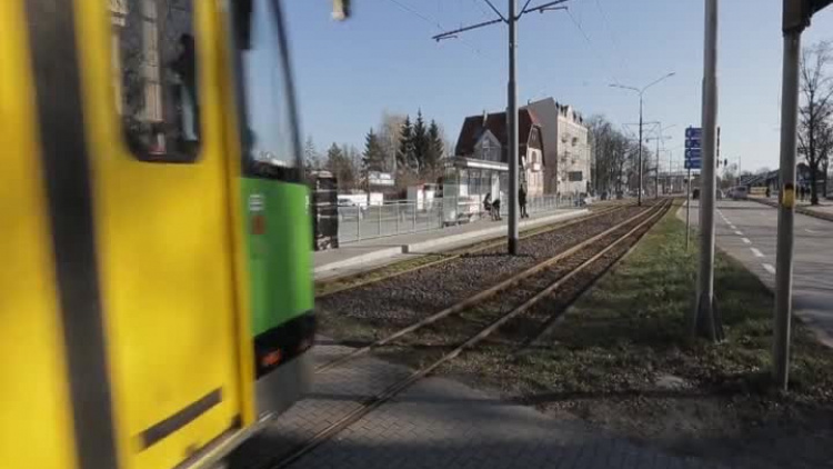 14042020_wyd1077.mp4