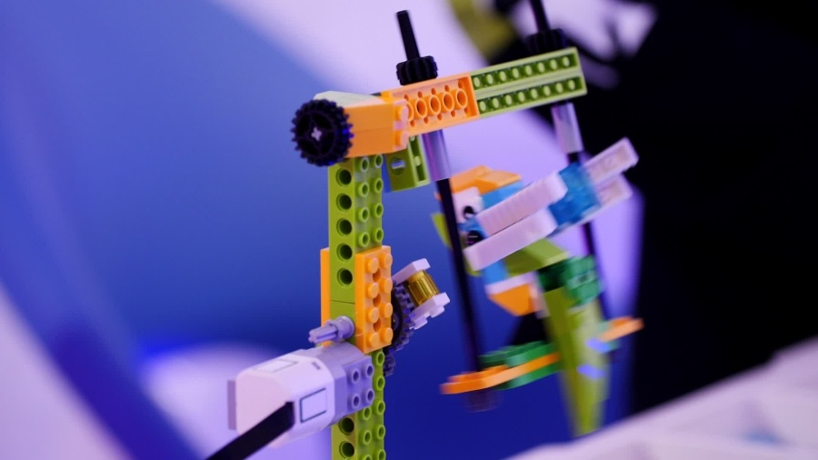 robosfera01.mp4