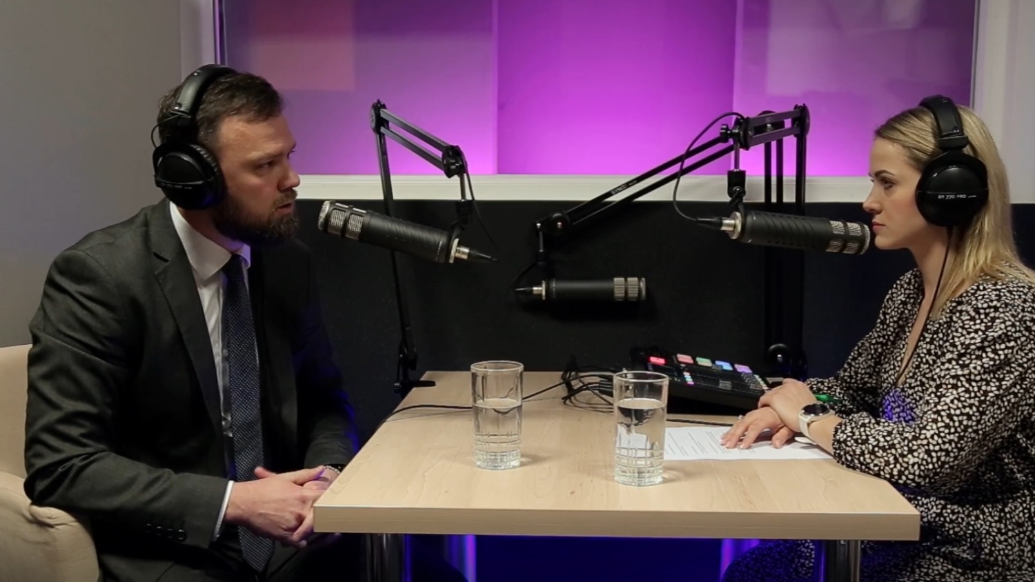 kilka-pytan-podcast-piotr-opaczewski-pomoc-ukraincom.mp4