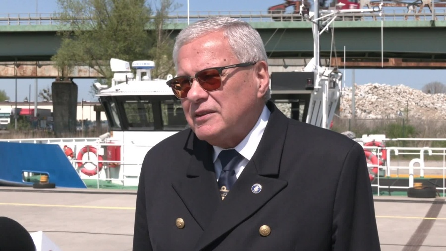 Porozmawiajmy Wiesław Piotrzowski dyrektor Urzędu Morskiego w Gdyni