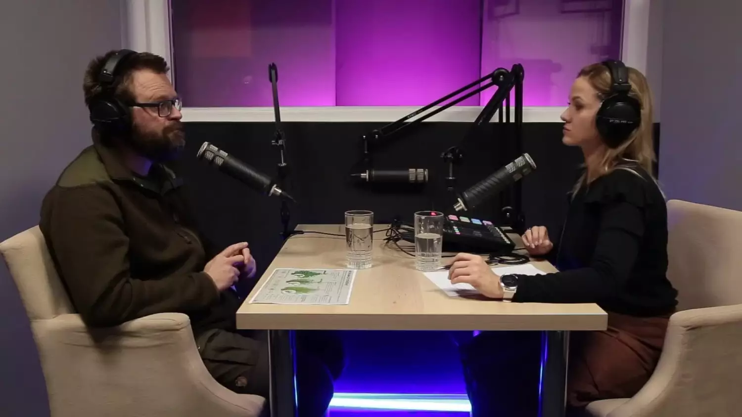 podcast-kilka-pytan-jan-piotrowski-jak-dokarmiac-ptaki.mp4