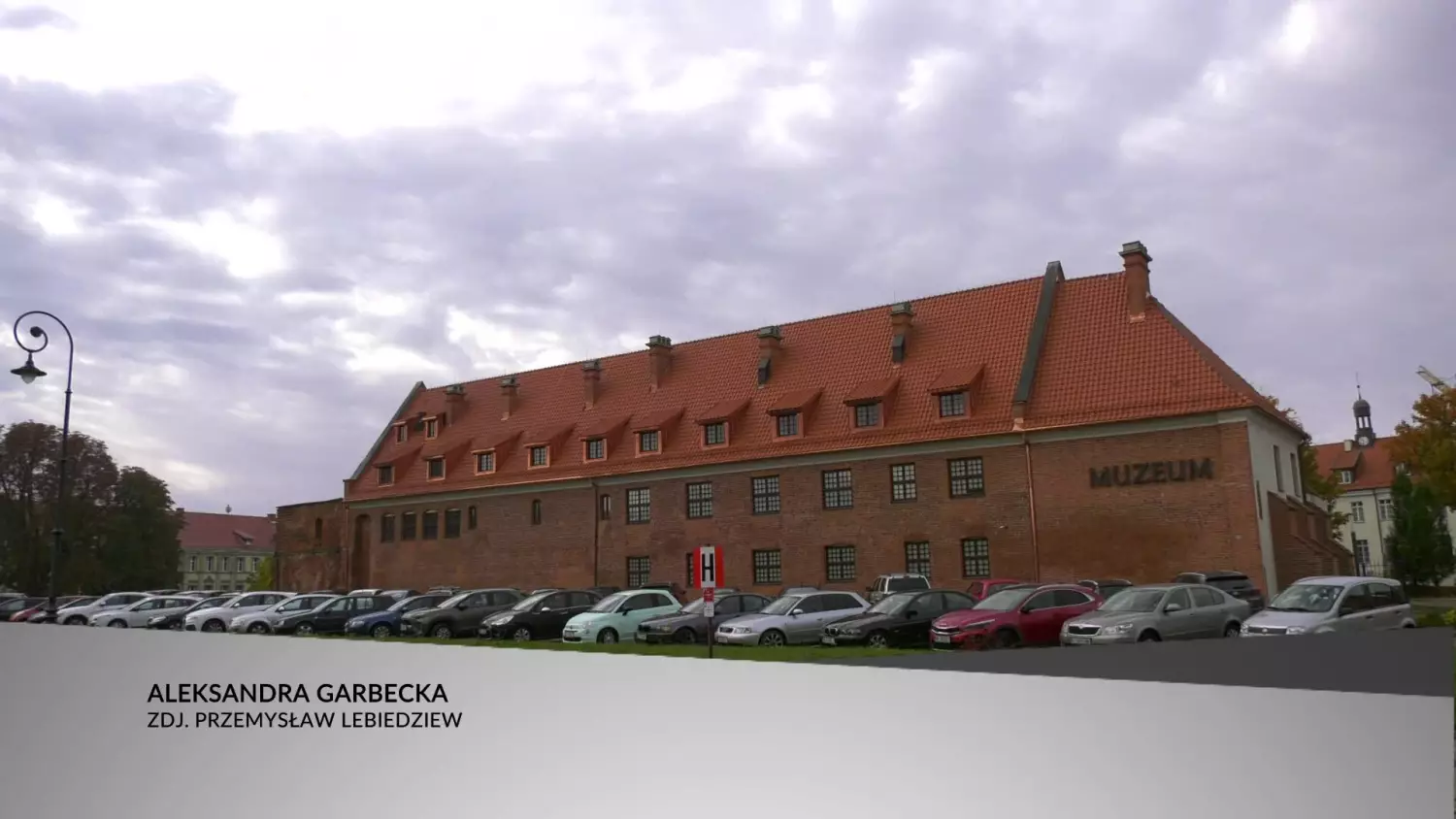 remont-dachu-muzeum.mp4