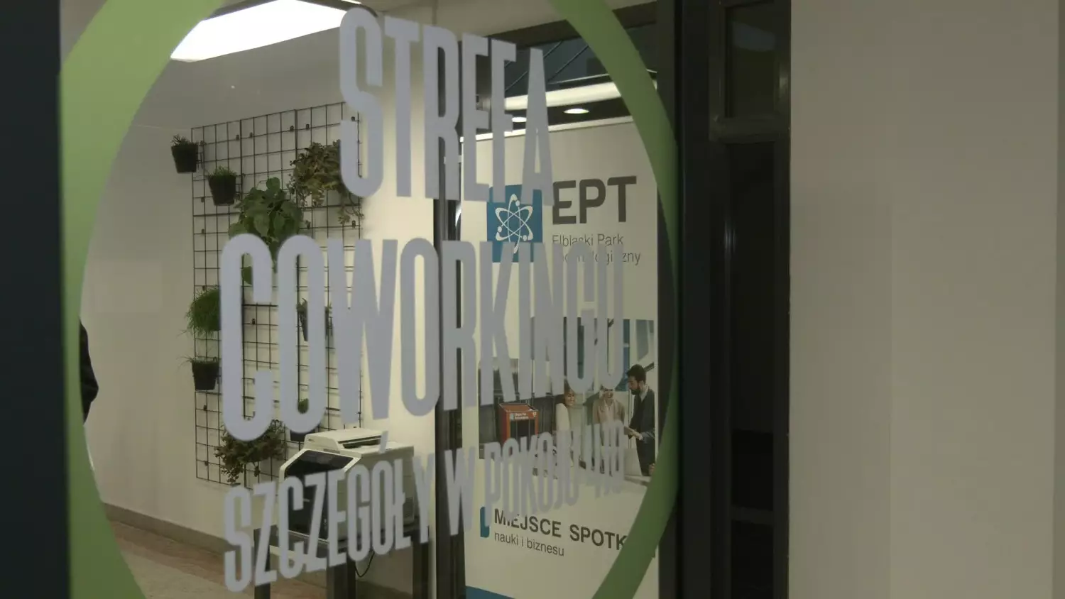 otwarcie-strefy-coworkingowej-w-ept.mp4