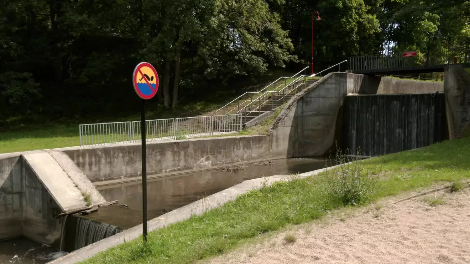 nielegalne-kapieliska-c00a6b8.mp4