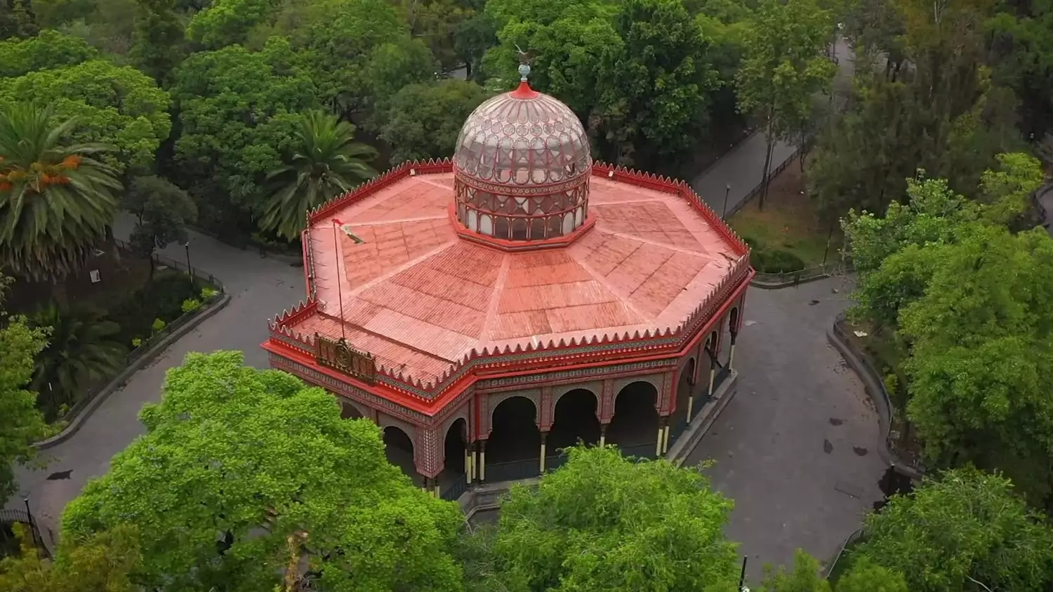 coverr-17-mexico-city-kiosco-morisco-empty-park-parallax-mp4-1767.mp4