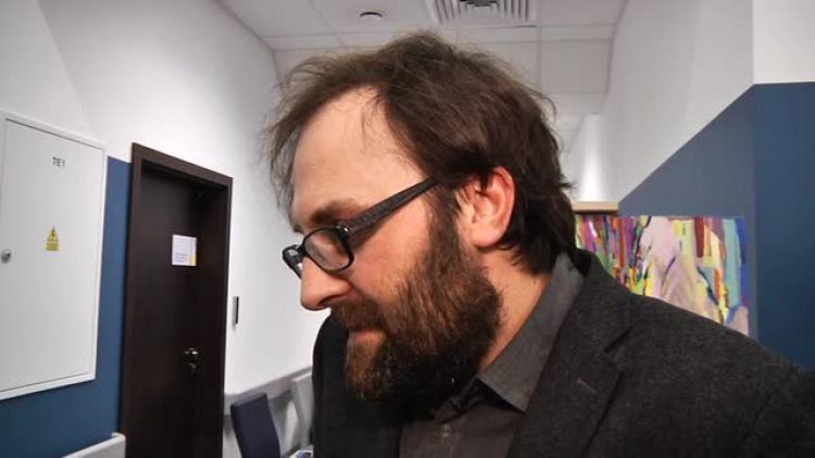sztuka_w_centrum_radioterapii.mp4