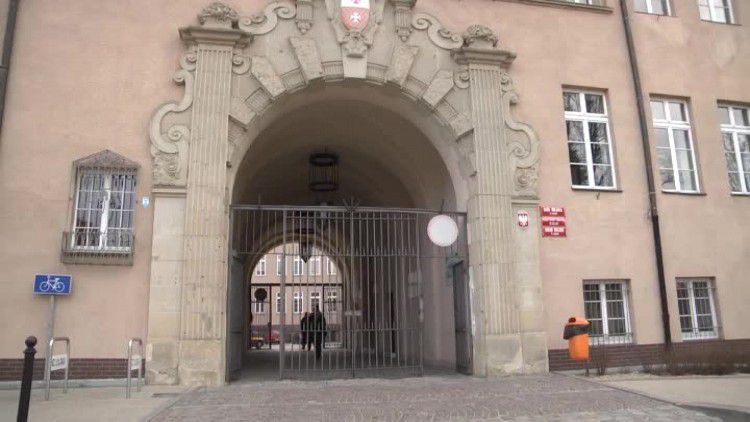 media-materialy_wideo-2016-marzec-09-opracowuja_strategie_sportu